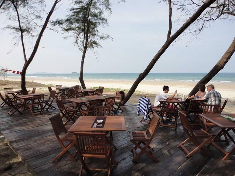 Samsuria Beach Resort & Residence Cherating Buitenkant foto
