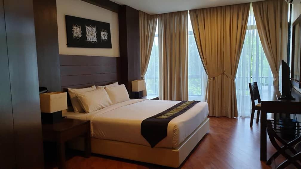 Samsuria Beach Resort & Residence Cherating Buitenkant foto