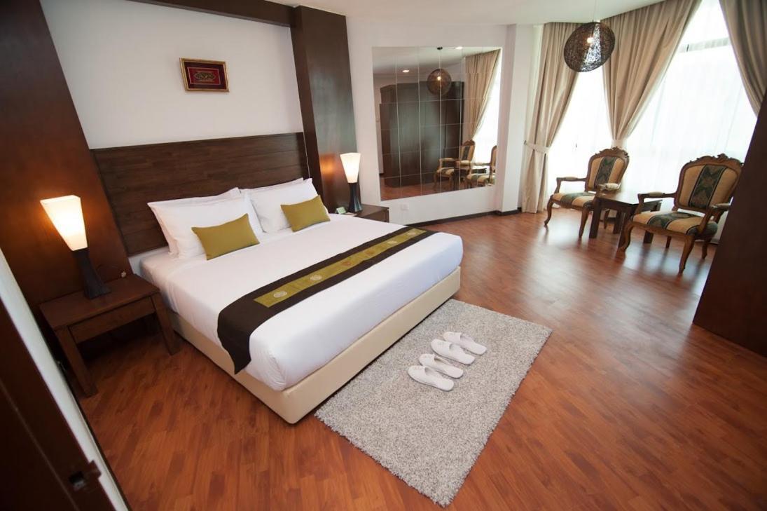 Samsuria Beach Resort & Residence Cherating Buitenkant foto
