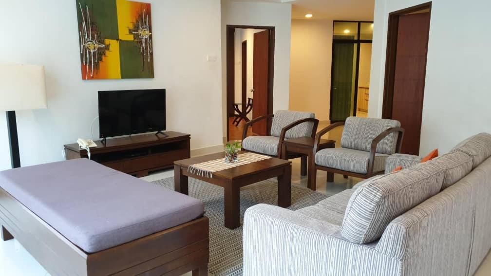 Samsuria Beach Resort & Residence Cherating Buitenkant foto
