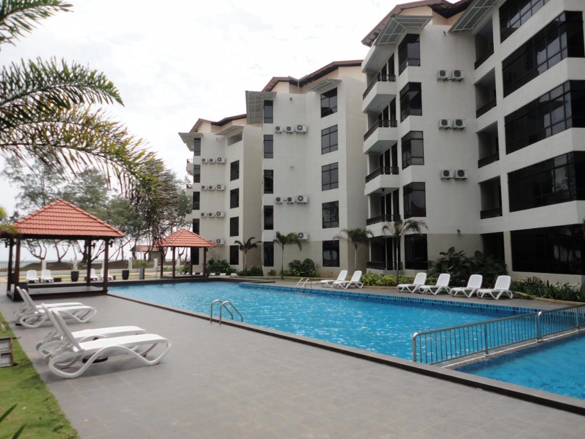 Samsuria Beach Resort & Residence Cherating Buitenkant foto