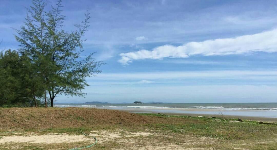 Samsuria Beach Resort & Residence Cherating Buitenkant foto
